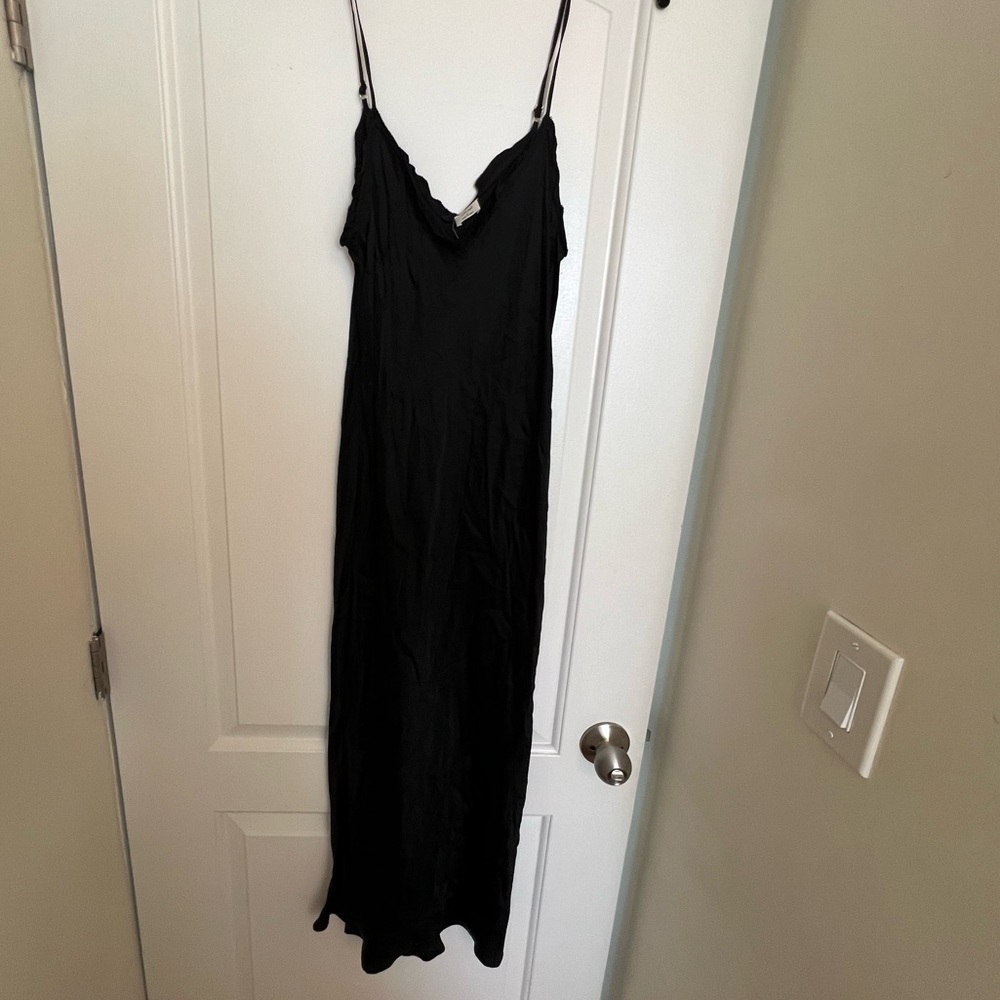 Wilfred Black Silky Ruffle trim Midi Dress